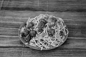 Veg.Manchurian Noodles