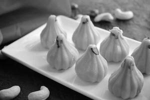 Kesar Modak