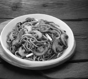 Mushroom  schezwan fried noodles /chow