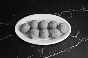 Special Besan Laddu(Pure Ghee)