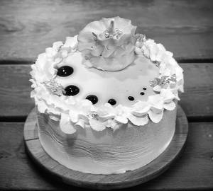 Fresh cream blue berry cake(500gms)