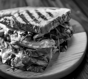 Chicken & Cheese Sandwich
