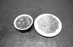 Garlic Fried Rice With Noodles