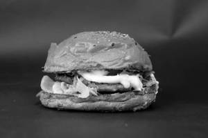 Aalu tikki burger