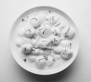 Angoori Rasmalai {250Gm}