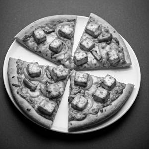 Paneer Makhani Pizza