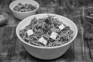 Paneer Schezwan Noodles [Triple]