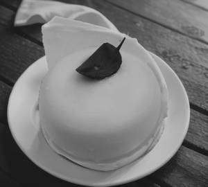 Mango Melody Pastry