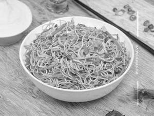 Schezwan Veg Noodles