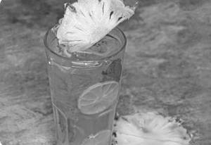 Pineapple mojito