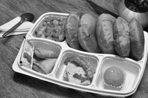 Puri Shabji Combo Platter