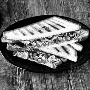 Toast Omelette Sandwich (veg)