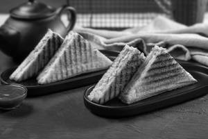 Grilled Sandwich [4 Pieces]