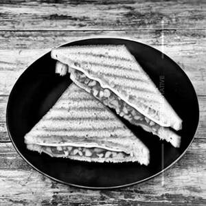 Tomato Omelette Sandwich