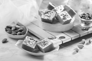 Besan Burfi