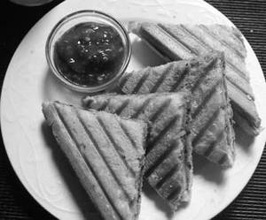 Veg Grilled Sandwich