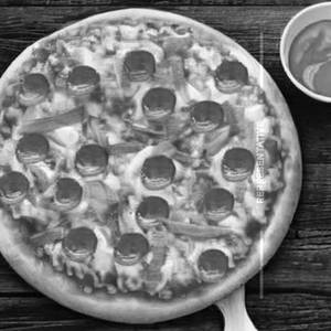 Carnival Spl Non veg pizza