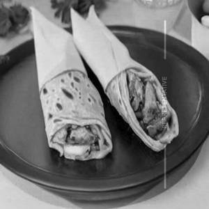 Egg chicken roll
