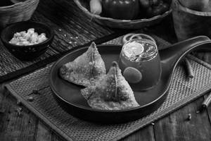 Iced Lemon Chai + Veggie Spicy Samosa