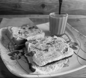 Bread Omelette (2Eggs) +2 Slice bread And Chai Flask 250Ml