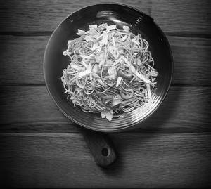 Egg Hakka Noodles