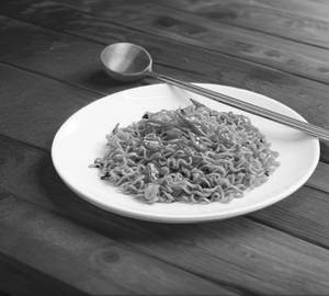 Chilli garlic maggi