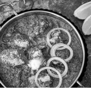 Chicken Palak With Bone