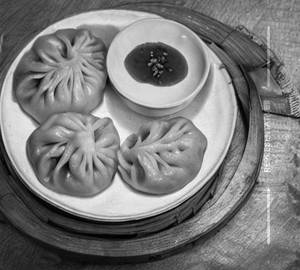 Chicken steam momo