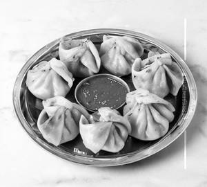 Butter Garlic Veg Fried momos