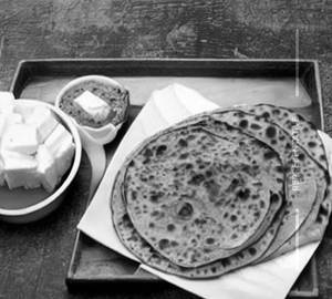 Paneer paratha