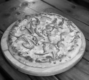 Onion Pizza (medium)