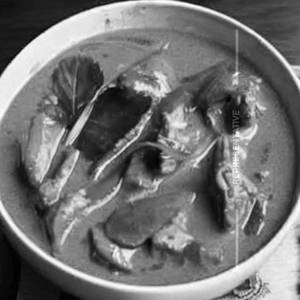 Slice Chicken Red Thai Curry