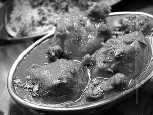 Chicken Do Pyaza  