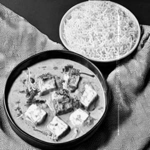 Paneer Navratan Korma White Gravy