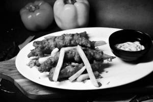 Amritsari Fish And Chips (6 Pcs 375gm)