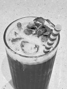 Watermelon Iced Tea[300 ml] [Serves 1]