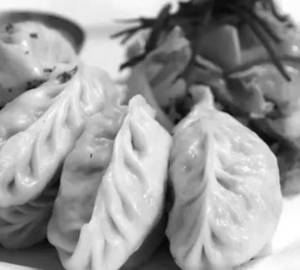 PANEER MOMOS