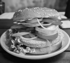 Crispy veg burger