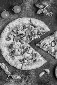 7 "Onion jalapeno Pizza