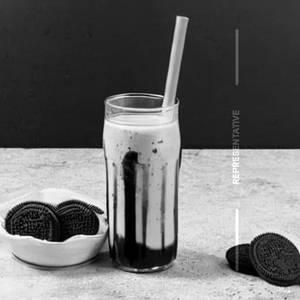 Oreo Vanilla Thick Shake