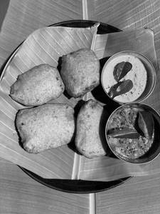 Sweet Potato Bajji (5 Pcs)