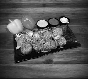 Tandoori Veg Momos(8Pcs)