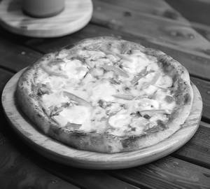 Portuguese Pizza