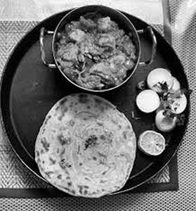 Kadhai Chaap Masala + 1 Lachcha Parantha + 1 Tandoori Roti