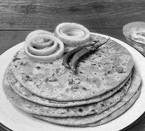 Aloo Pyaz Paratha 