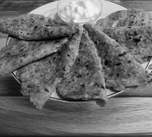 Mix Paratha 