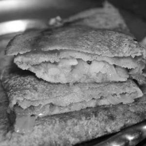 Mysore Paneer Dosa