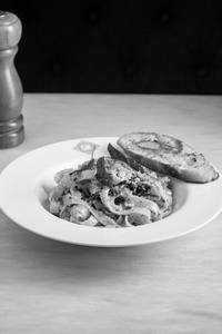 Browned Butter & Sage Fettuccine Pasta With Sliced Shiitake