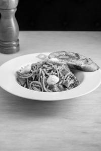 Basil Pesto Spaghetti Pasta With Grilled Vegetables & Bocconcini