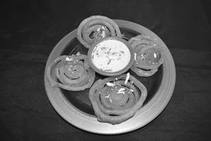 Jalebi With Rabdi